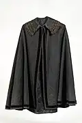 Karagianni's personal cape, held in Athens War Museum