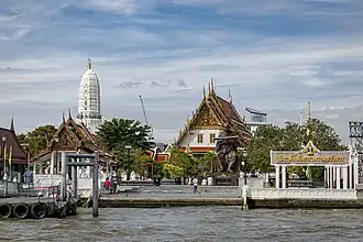 Wat Rakhang as seen from Chao Phraya River