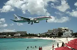 Image 16American 757 on final approach to Saint Maarten Airport (from Tourism in Latin America and the Caribbean)