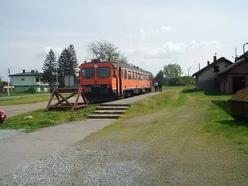 Passenger train in Banova Jaruga, ready to depart towards Daruvar (2014).