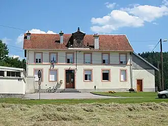 The town hall in Barbey-Seroux