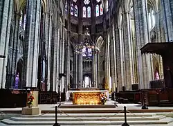 18th=century altar and apse at the east end
