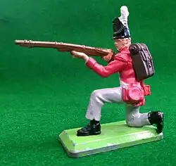 Britains Deetail Waterloo British Soldier - Kneeling Back (Playworn)
