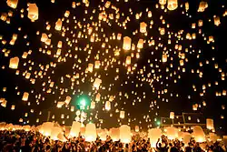 Image 56Yi Peng, floating lantern festival in Northern Thailand, observed around the same time as Loy Krathong. (from Culture of Thailand)