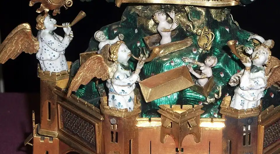 Resurrection of the Dead at the base of the Holy Thorn Reliquary