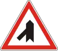 A-031 Merging traffic on left