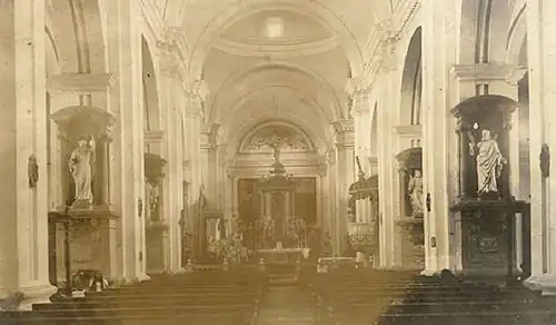 Interior of the Cathedral of León (Nicaragua) in 1927
