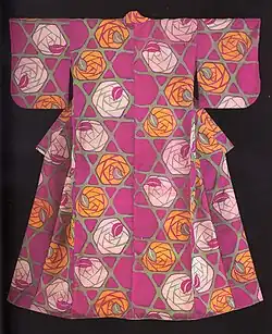 Kimono, stencil-printed warp, with a notably Arts and Crafts lattice-and-rose motif, 1912 to 1926
