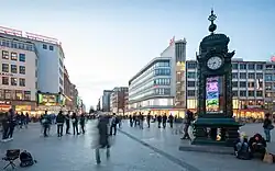 Kröpcke seen from the east looking towards Stone Gate plaza, [de ] Kröpcke clock shown at the right