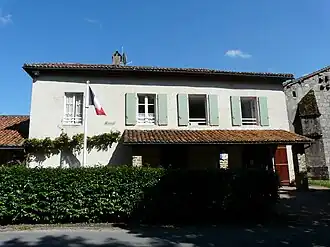 The town hall in Le Bourdeix