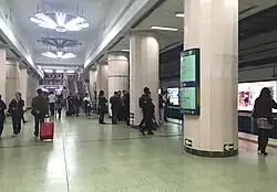Line 2 platform before the platform screen door was installed