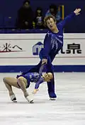 Assisted cantilever in pair skating (Lubov Iliushechkina & Nodari Maisuradze)