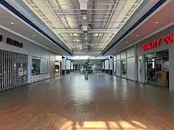An interior corridor of Muscatine Mall.