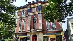 A photograph of the front exterior of the building where Oak Knoll Books and Press is located.
