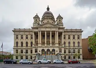Onondaga County Courthouse at Columbus Circle in Syracuse