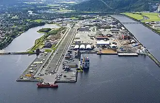 Orkanger harbour and Grønøra industrial area. By Åge Hojem, Trondheim havn.