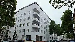 Neues Bauen at Ossastraße, Reuterkiez, 2014