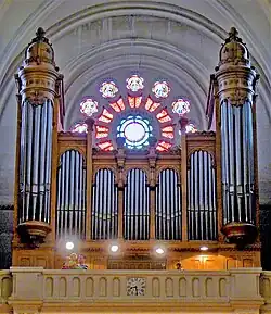 The main organ, in the tribune (1869)