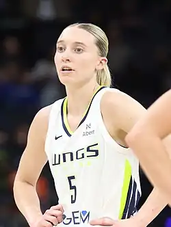 Bueckers playing for UConn