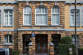 Entrance and lesser coat of arms of Sweden