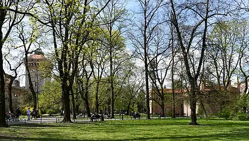 Planty Park. Preserved parts of the city walls: Florian Gate and Barbican
