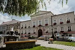 Woźniki Town Hall