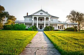 Rose hill by Michael Reed fastturtles.org