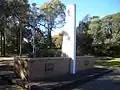 Memorial, Roselands Avenue