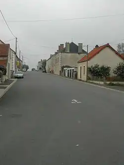 The main street of Hérolles, in Coulonges