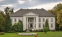 Maciejów Palace
