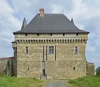 Château de Sigournais [fr]
