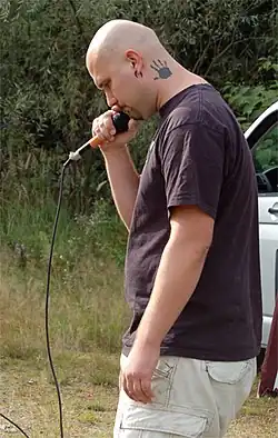 Steen1 performing on September 8, 2007.