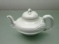 A Tek-hòe porcelain teapot (17th to 18th century)