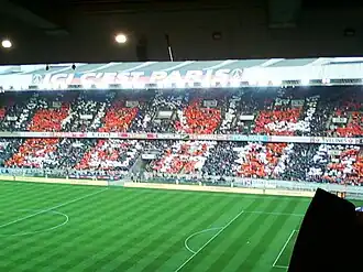 Tifo "Paris 40 ans" lors du match Paris SG-Lille OSC du 21 mai 2011 au Parc des Princes.