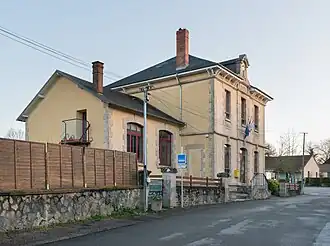 The town hall in Saint-Genest-sur-Roselle