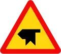 207h: Road junction with priority