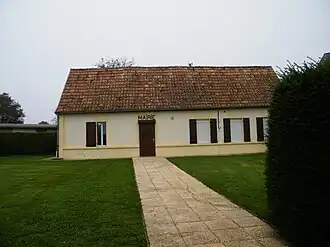 The town hall in Warvillers