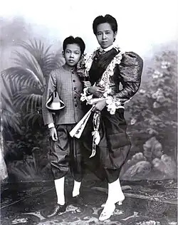 Prince Yugala Dighambara and his mother, Princess Saisavali Bhiromya a consort of King Chulalongkorn (Rama V), before 1905