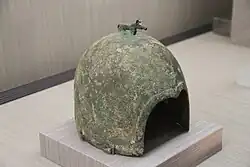 Bronze helmet, Zhou dynasty